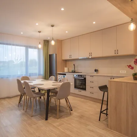 בראשוב Cp Residence Apart מראה חיצוני תמונה